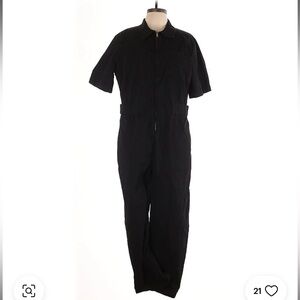 LaCausa black jumpsuit with zipper.